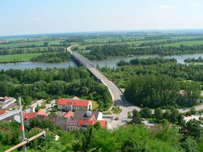 donaustauf-ort-ausflugsziele-sehenswertes-burgruine-ausblick