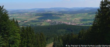 Feriendorf Bayerwald Ferienhäuser am See in Ostbayern