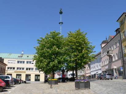 furth-im-wald-bayerischer-wald-stadtplatz-marktplatz