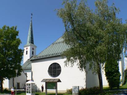 Bild und Foto Impressionen von der Pfarrkirche von Hohenau