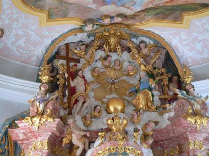 kloster-weltenburg-kirche-innen-altar-kunst