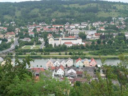 riedenburg-burgruine-rabenstein-ausblick