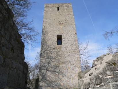 rötz-schwarzenburg-burgturm-bergfried-burgruine