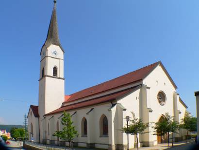 schönberg-bayerischer-wald-sehenswertes-kirche schönberg-bayerischer-wald-sehenswertes-kirche