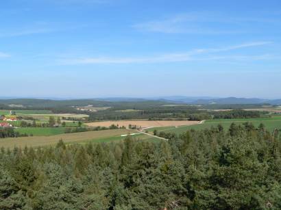 schwandorf-fuhrn-aussichtsturm-hirschberg-aussichtspunkt-fernblick-landschaft