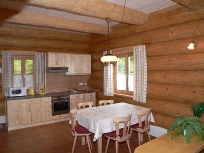 alexandra-ferienhaus-zwiesel-wohnung-holz-blockhuette