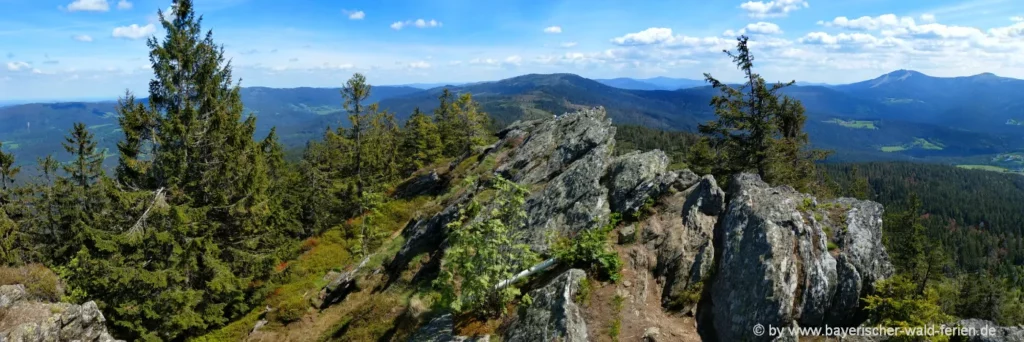 Attraktionen und Freizeitangebote in Lohberg Wandern am Osser mit herrlichem Ausblick