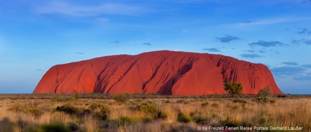 Australien Roadtrip Highlights Ayers Rock Wahrzeichen Uluru Attraktionen