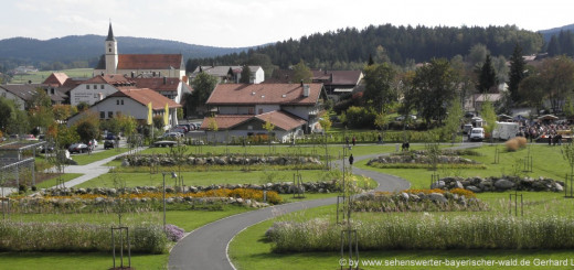 bischofsmais-ausflugsziele-sehenswuerdigkeiten-bayerischer-wald-ortsansicht-kurpark