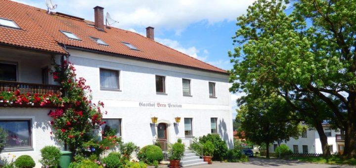 breu-bauernhofurlaub-oberpfalz-gasthof-ferienhaus-ansicht