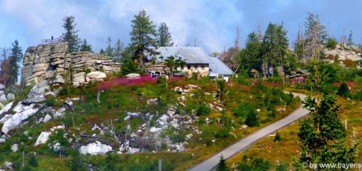 Ausflugsziel Dreisessel Berg Gasthof Dreiländereck Bayerischer Wald Unterkunft