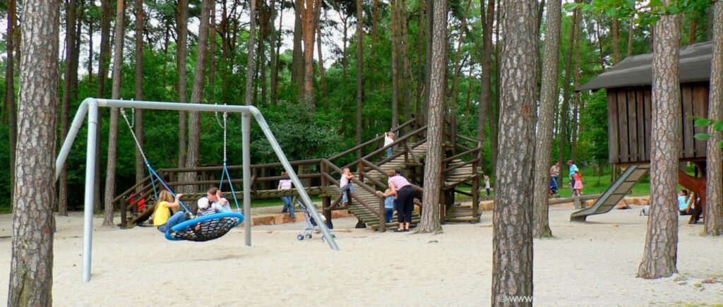 Freizeitattraktionen bei Teublitz der Wildtierpark Höllohe