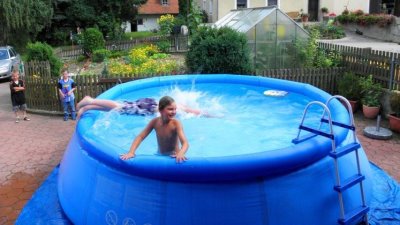 Swimming Pool auf dem Bauernhof Oberpfalz und Bayerischer Wald Urlaub