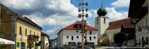 lam-unterkunft-am-osser-sehenswürdigkeiten-marktplatz-pfarrkirche