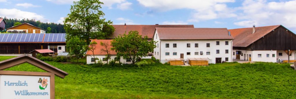 Erlebnishof in Bayern Ferienwohnungen am Bauernhof Piendl Guthof