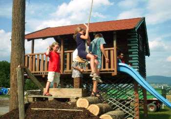 ponyferienhof-eder-deggendorf-kinder-spielen