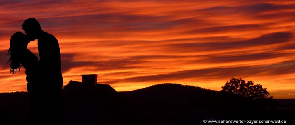 Romantischen Sonnenuntergang zu zweit erleben & fotografieren