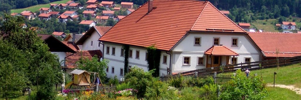 Ferienhof mit Streicheltiere in Bayern Kinder Bauernhof Bayerischer Wald