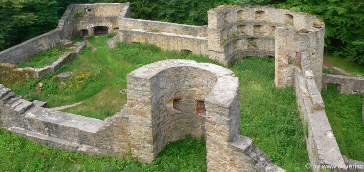 Ausflugsziele Stamsried Sehenswürdigkeit Burgruine Kürnburg Oberpfalz