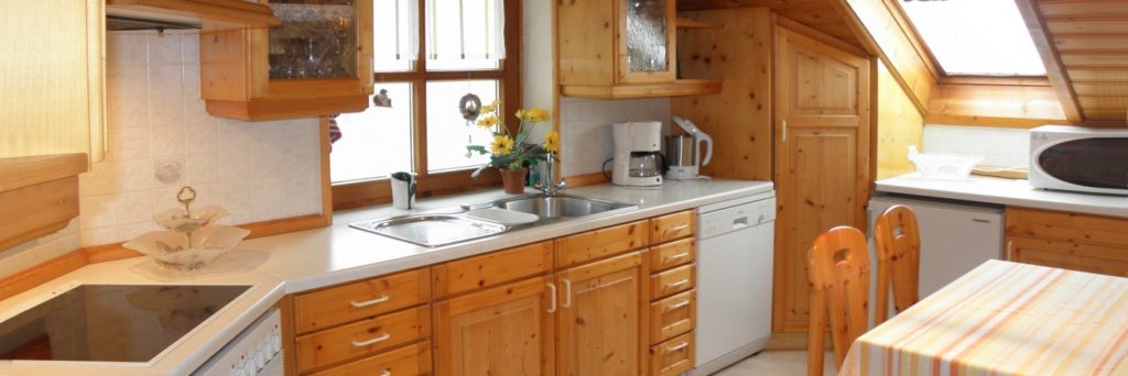 ferienwohnung mit Geschirrspüler in der Küche bayerischer wald Unterkünfte mit Geschirrspülmaschine in Bayern